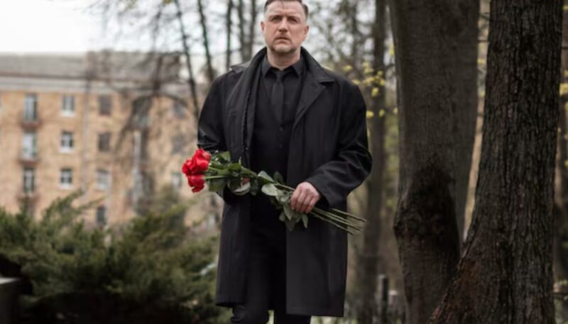Опечален милионер посещавал гробовете на дъщерите си всяка събота - докато едно бедно малко момиченце не посочило надгробните плочи и не прошепнало: „Господине... Те живеят на моята улица.“