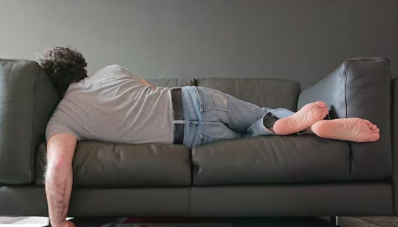 Престорих се на „мъртва“, за да изпитам лоялността на срамежливата си икономка, но това, което открих... беше по-дълбоко, отколкото сърцето ми можеше да понесе.